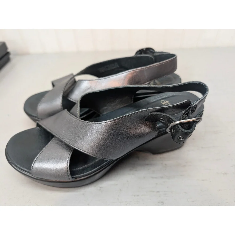 Dansko Jacinda Pewter Silver Criss Cross Sandal Indie Tailored Preppy Size 37 EU